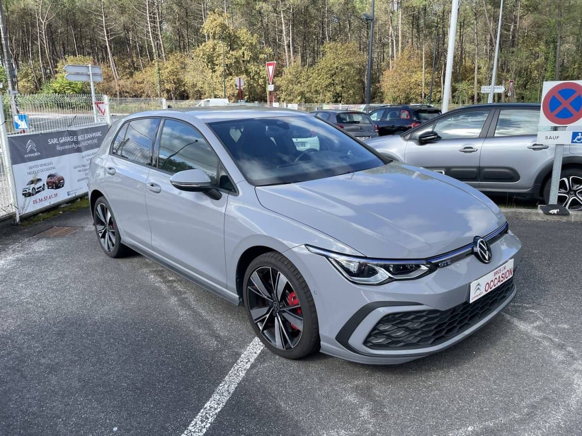 Volkswagen GOLF 8 GTE 2024